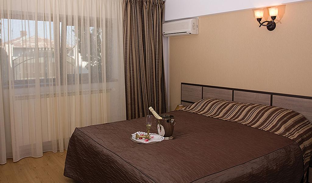Vila Royal Urziceni ห้อง รูปภาพ