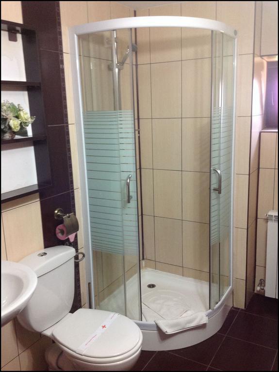 Vila Royal Urziceni ห้อง รูปภาพ